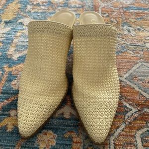 Coconuts by Matisse Woven Mules